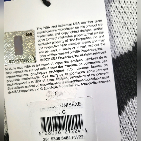 NBA Toronto Raptors Sweater  (grey) official HBC collection (NWT) - Picture 12 of 14